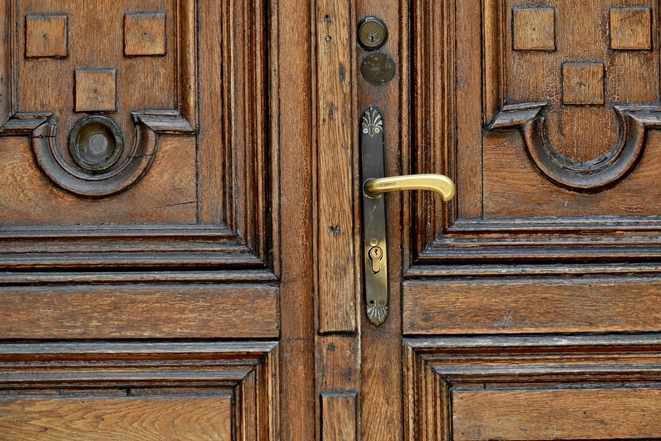 Carpentry front door hardwood photo