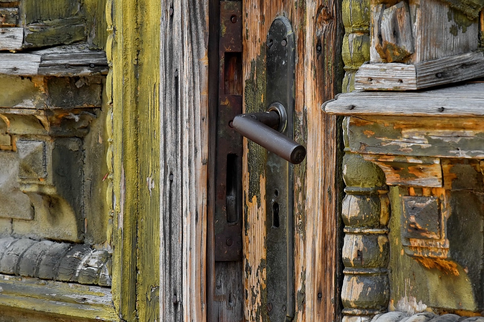 Carpentry decay front door