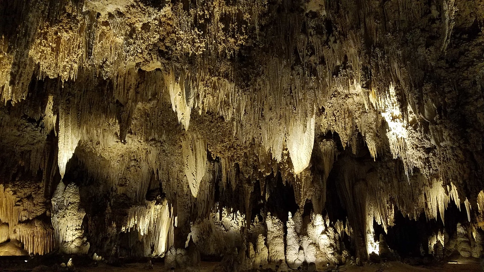 Cave darkness geology photo