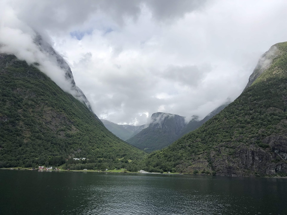Cloudiness lakeside mist