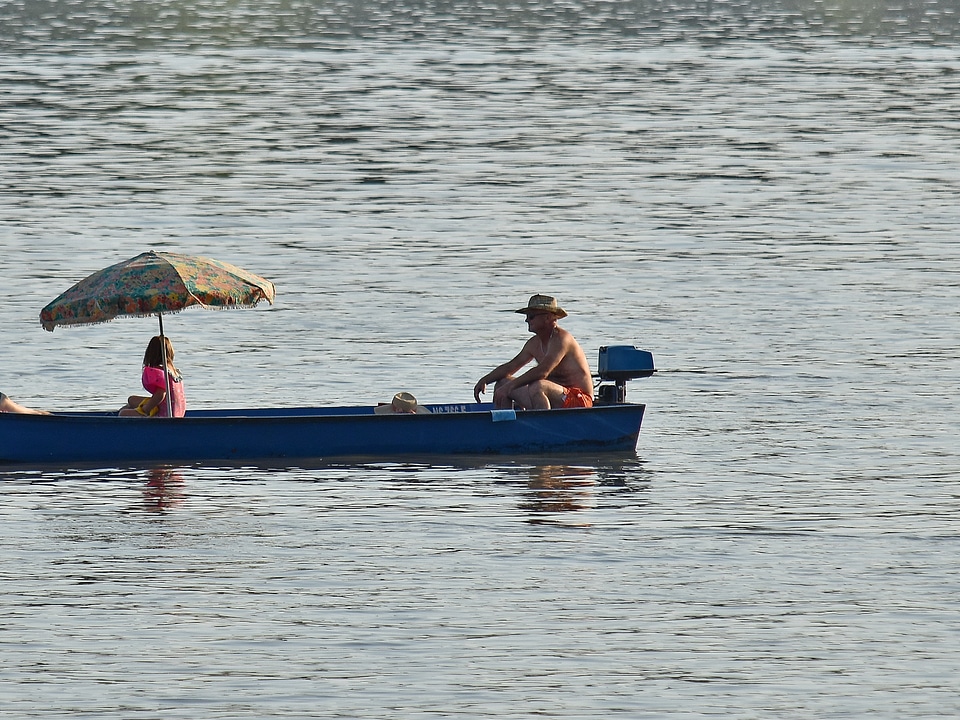 Boat enjoyment family photo