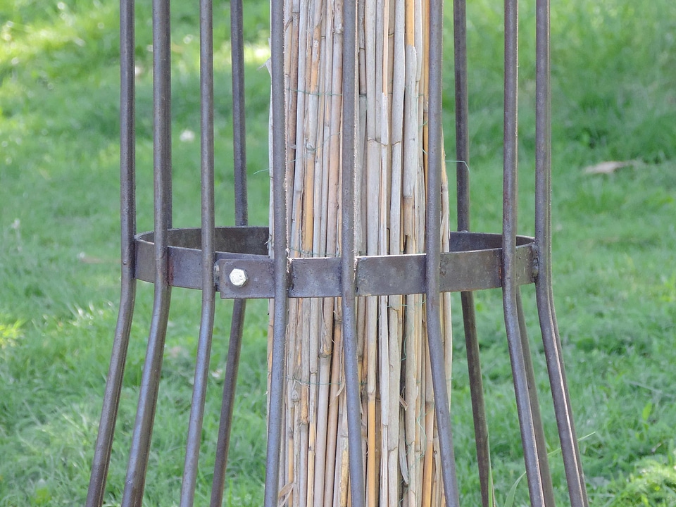 Cage cast iron garden