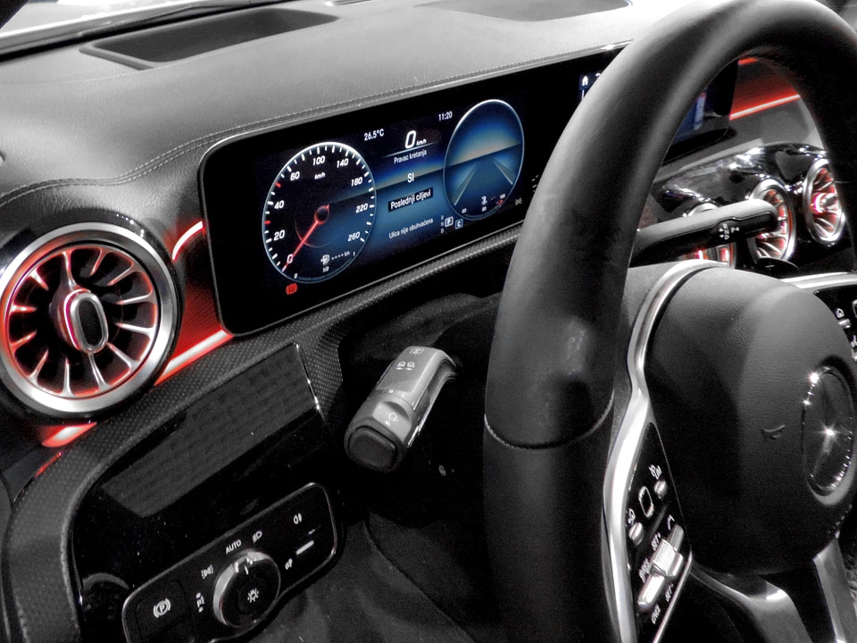 Digital illuminated steering wheel