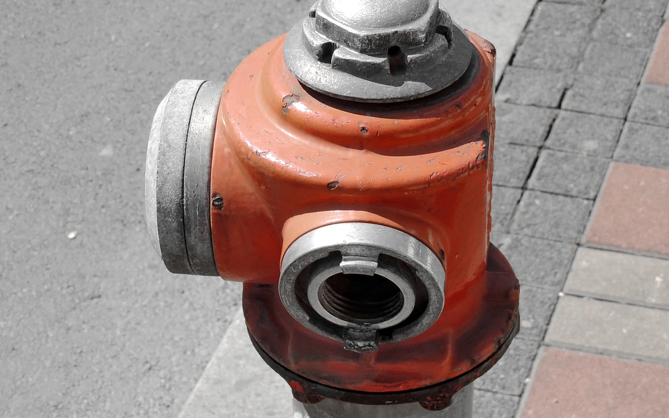 Hydrant pipe reddish