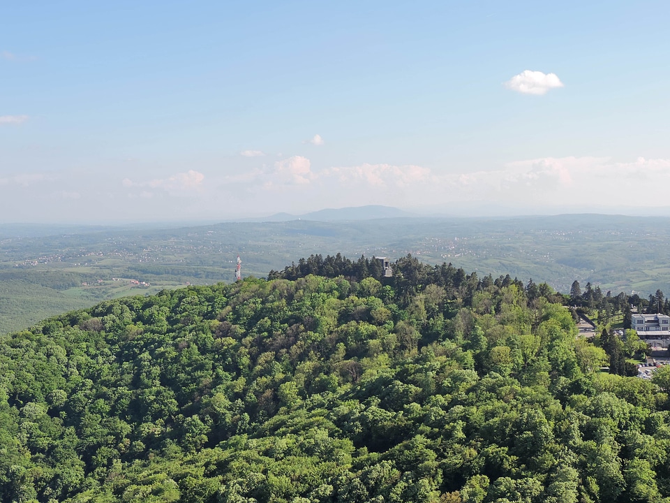 Hillside hilltop horizon