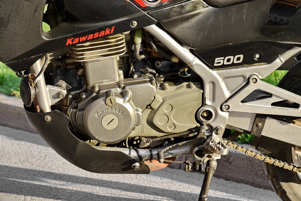 Chain diesel engine