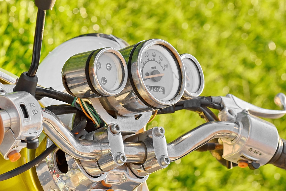 Chrome gauge metallic