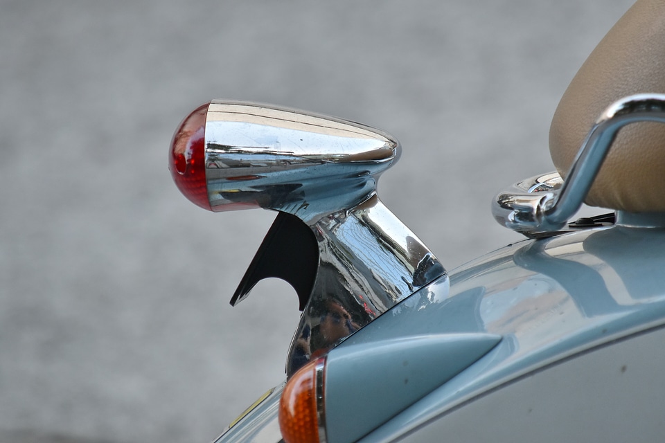 Chrome detail metal