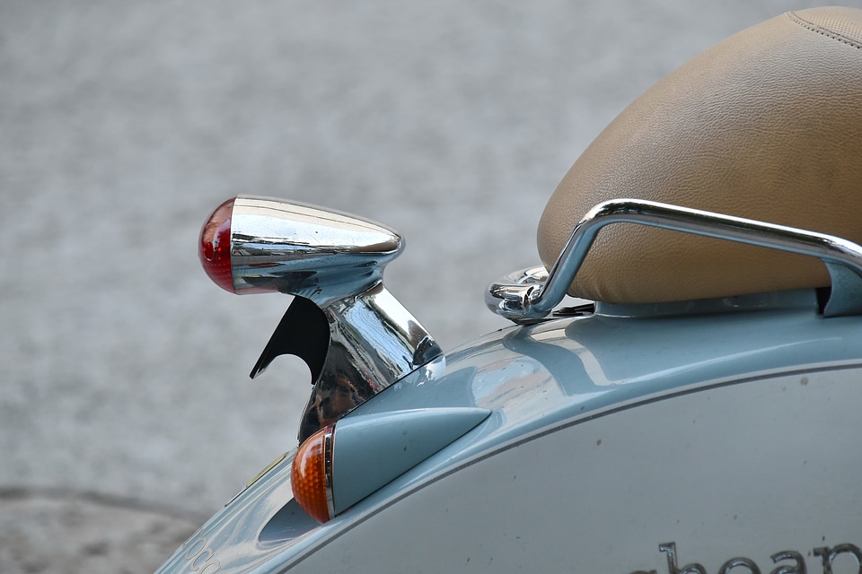 Detail leather moped