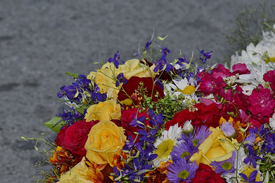 Bouquet colorful details