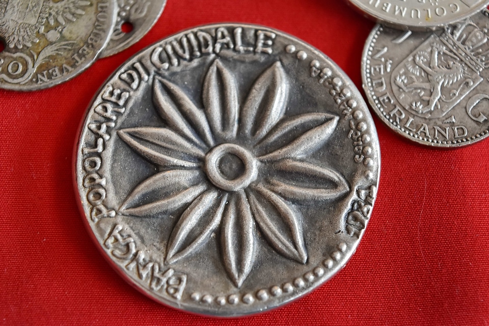 Antiquity art bank