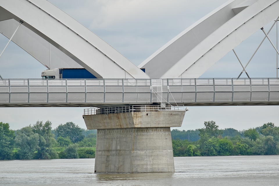 Bridge concrete transportation