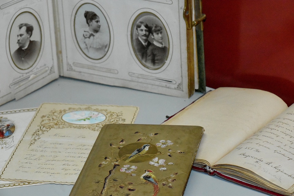Album literacy photo studio