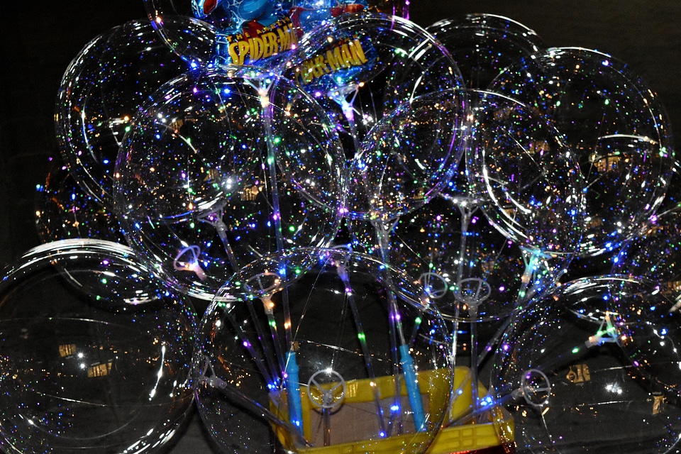 Balloon dark spark