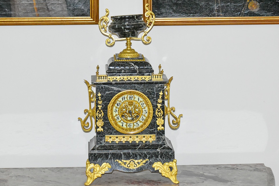 Antiquity baroque clock