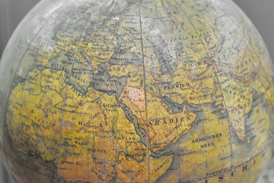 Representation antique globe
