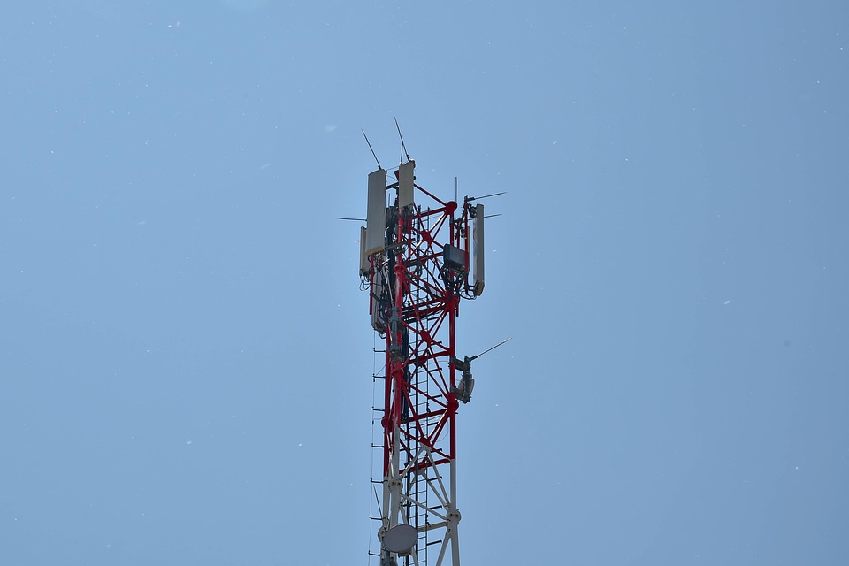 Communication radio antenna radio receiver
