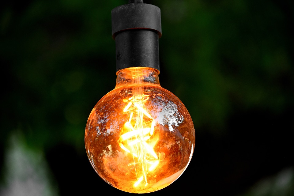 Detail glass luminescence