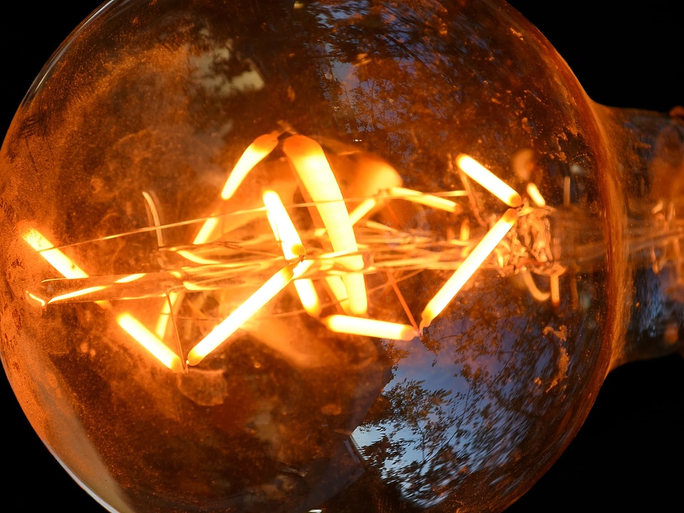 Lantern light luminescence