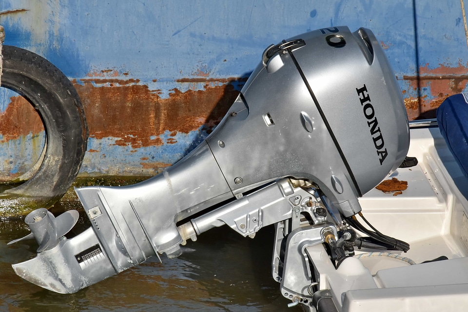 Boat engine propeller