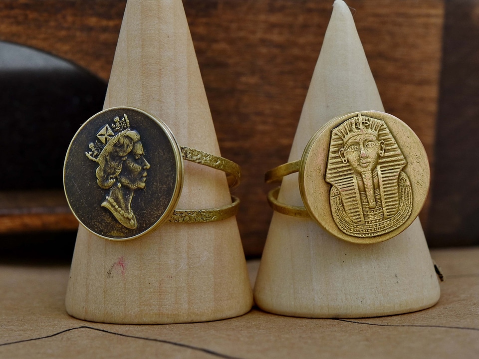 Egypt England gold