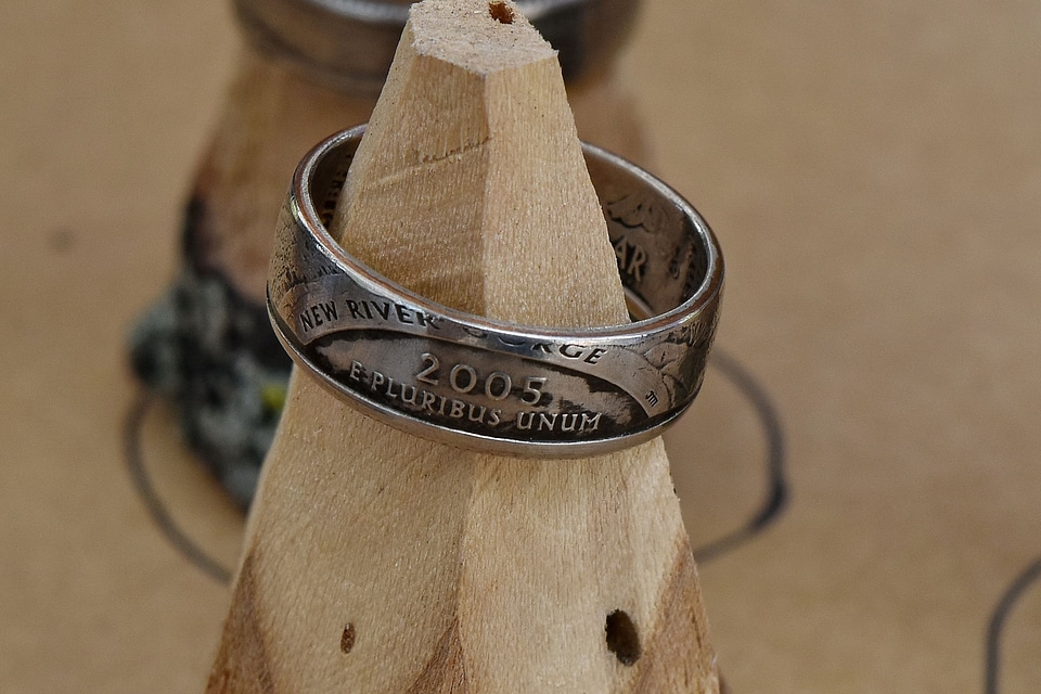Jewelry number ring