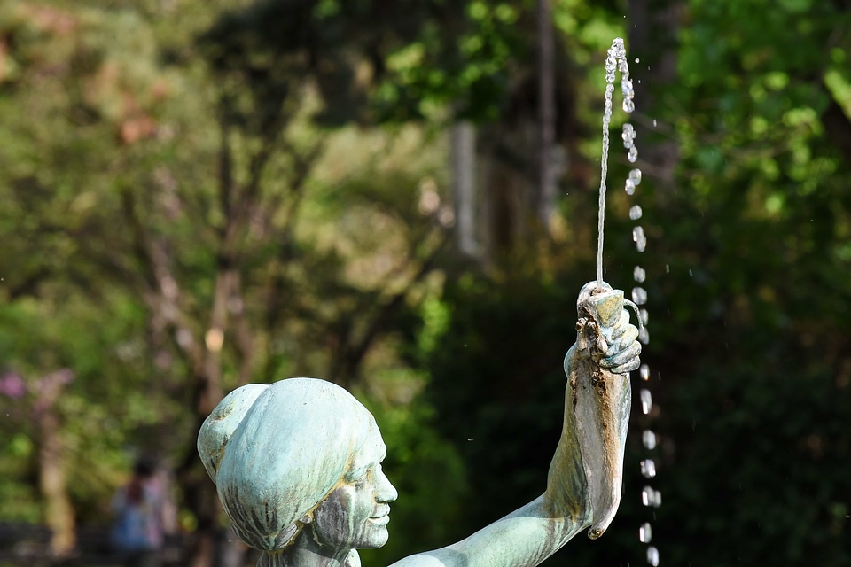 Bronze fish fountain photo