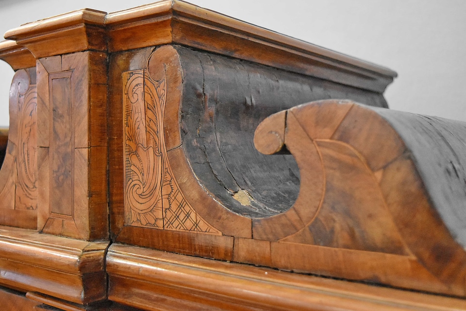 Old carving art