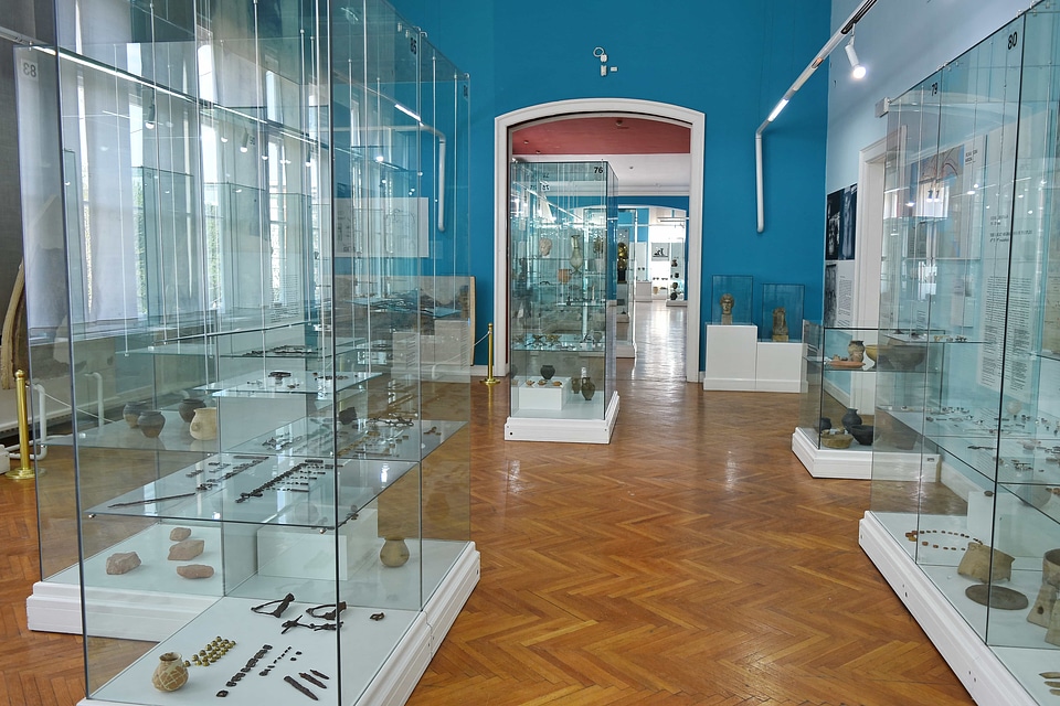 Glass museum parquet