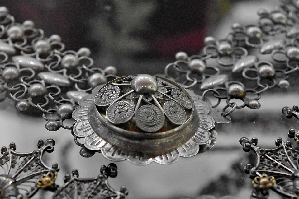 Antiquity necklace silver