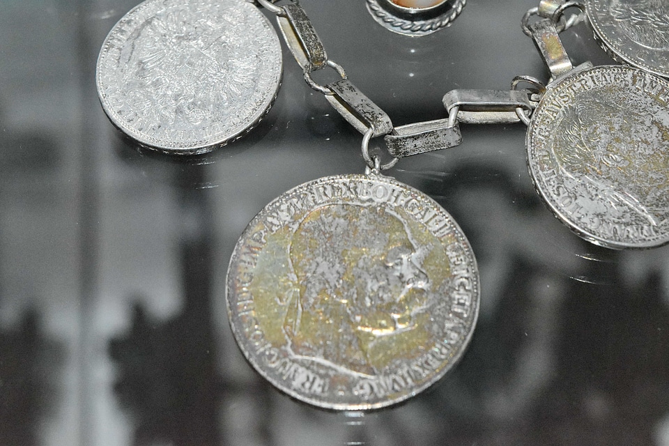 Antiquity currency money