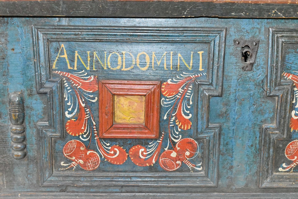 Antique carpentry decoration