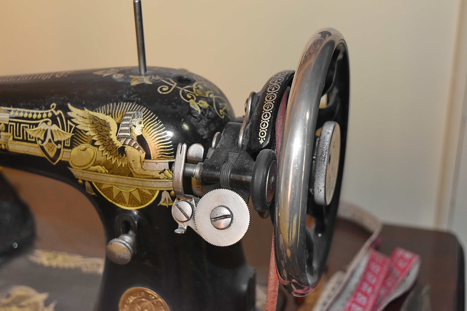 Antiquity history device
