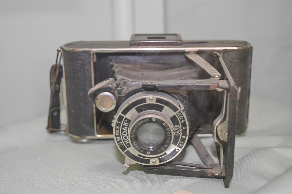 Antiquity aperture camera