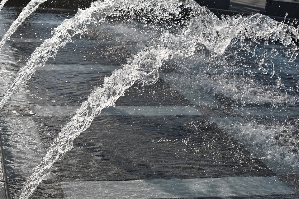 Water fountain structure