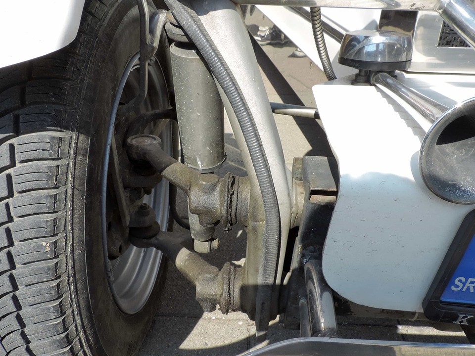 Detail engineering vehicle
