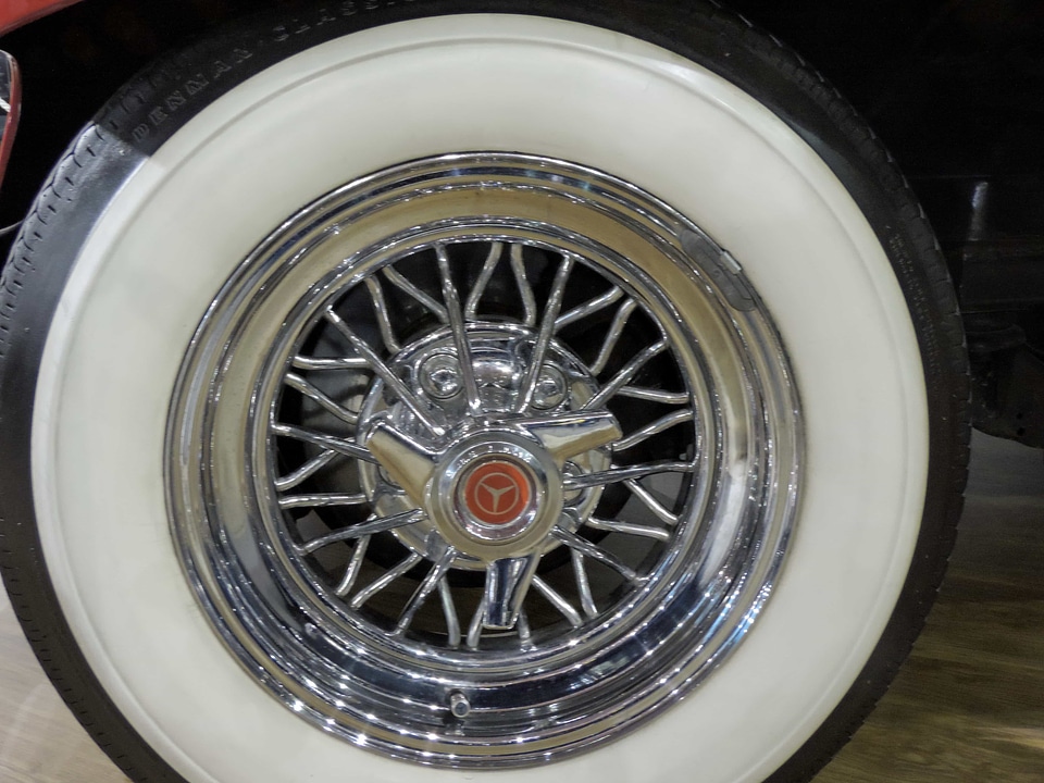 Automobile automotive car