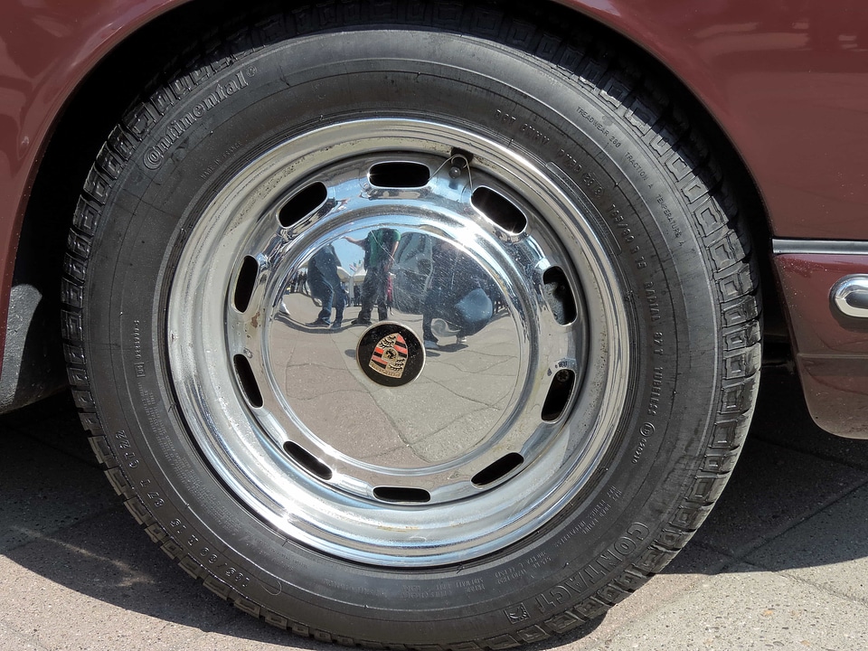 Metal metallic reflection