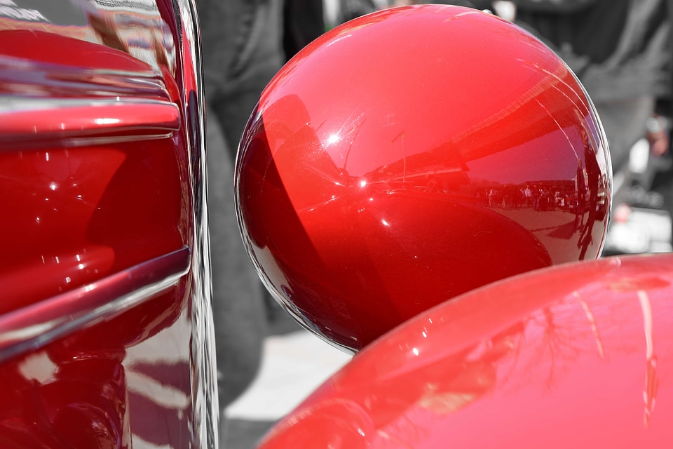 Metal red vintage