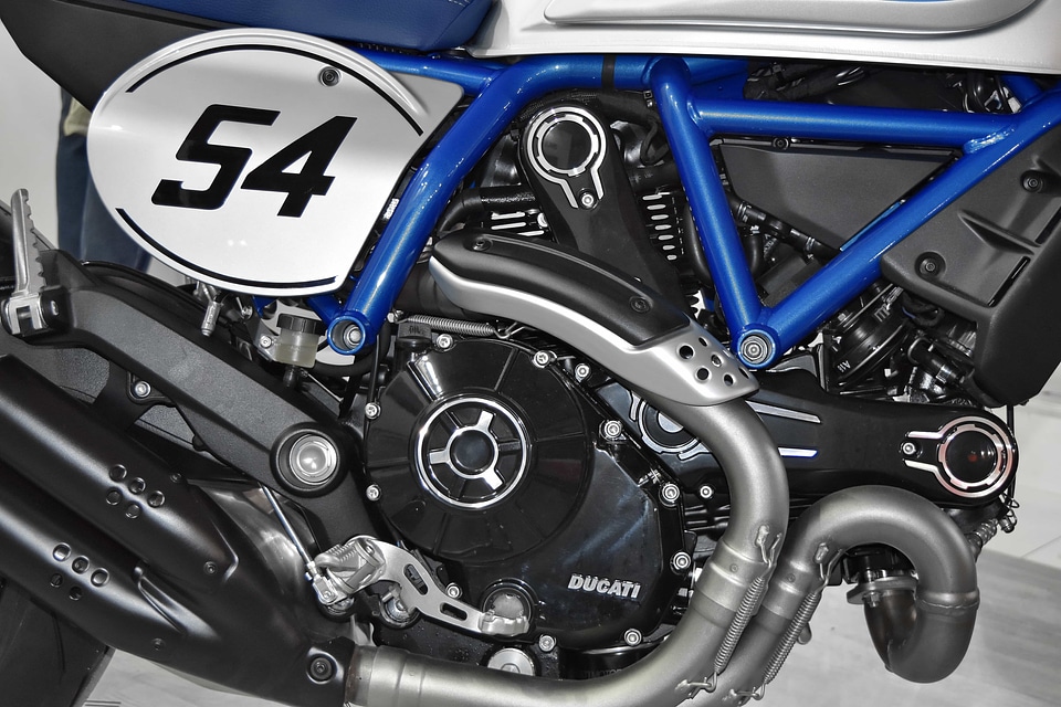 Motorcycle seat drive