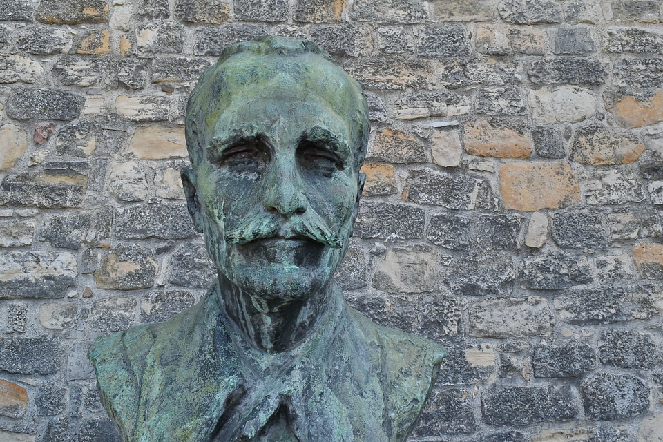 Old statue sculpture