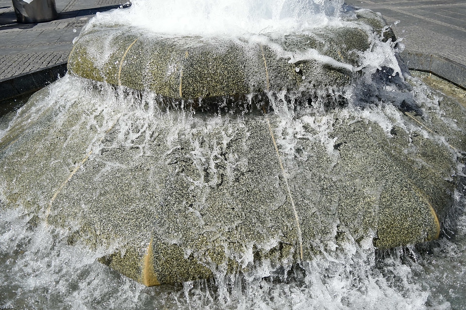 Capital City water fountain photo