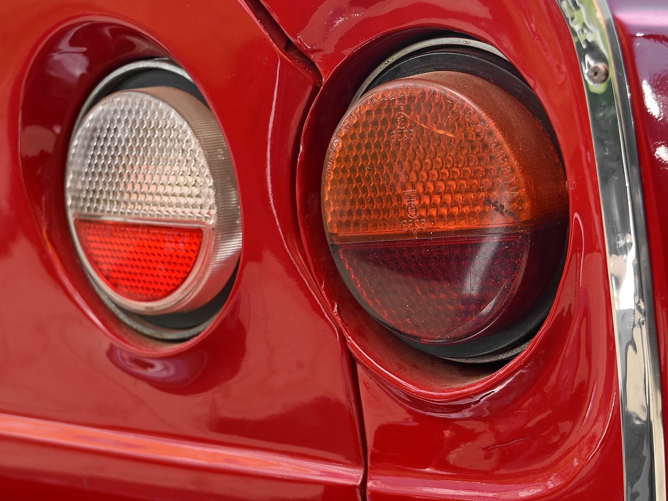 Vehicle traffic chrome