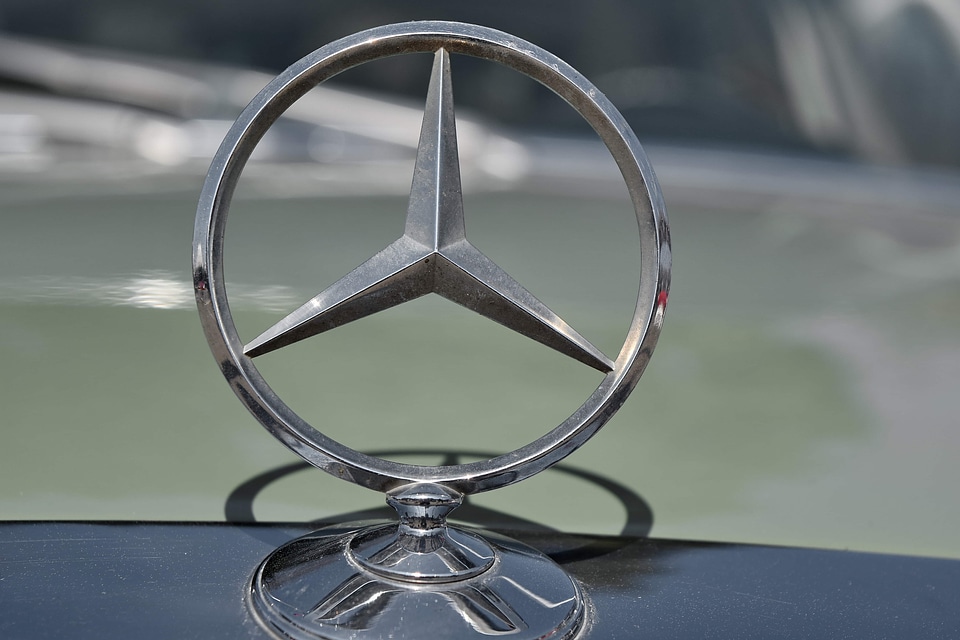Automobile chrome metallic