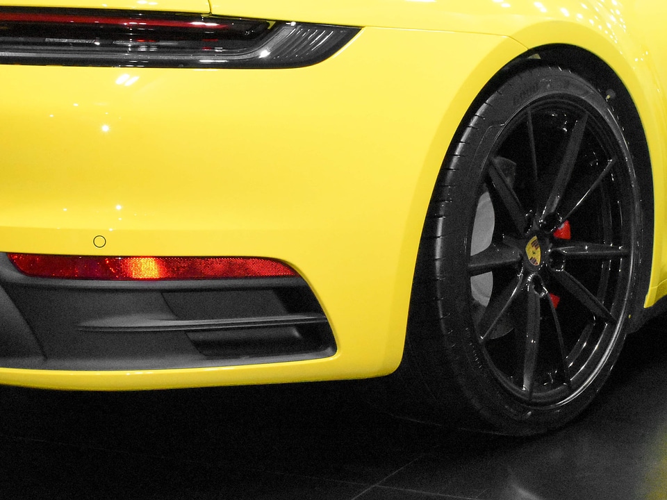 Sports Car vehicle wheel