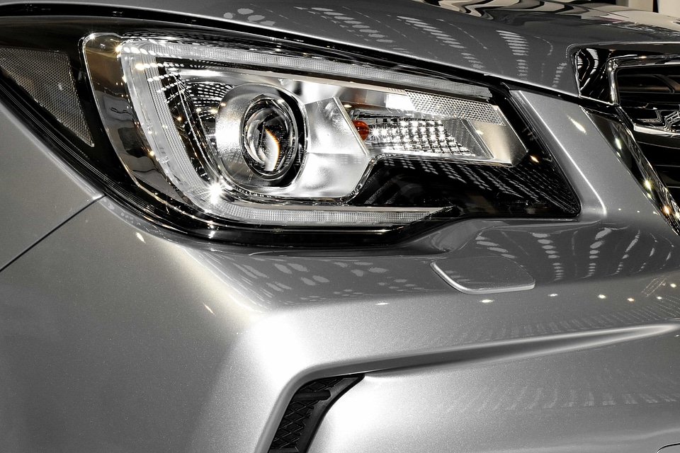 Vehicle headlight drive