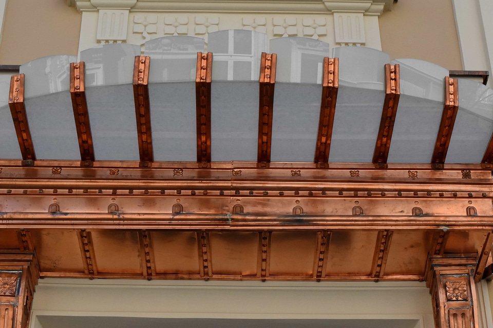 Copper decoration expensive