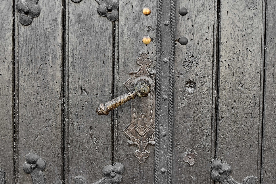Gate old fastener