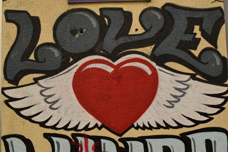 Graffiti romance romantic