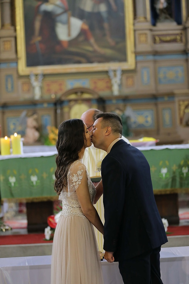 Bride groom wedding